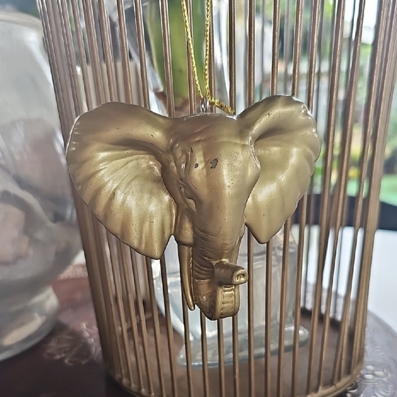Gold Elephant Ornament - Picture 1 of 6